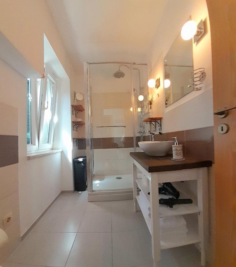 Luxury Mansarda Duplex - City Centre - Stone House Διαμέρισμα Σπλιτ Εξωτερικό φωτογραφία